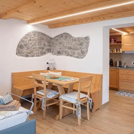 La Casa Di Bryan * Piaia (San Tomaso Agordino, Belluno)